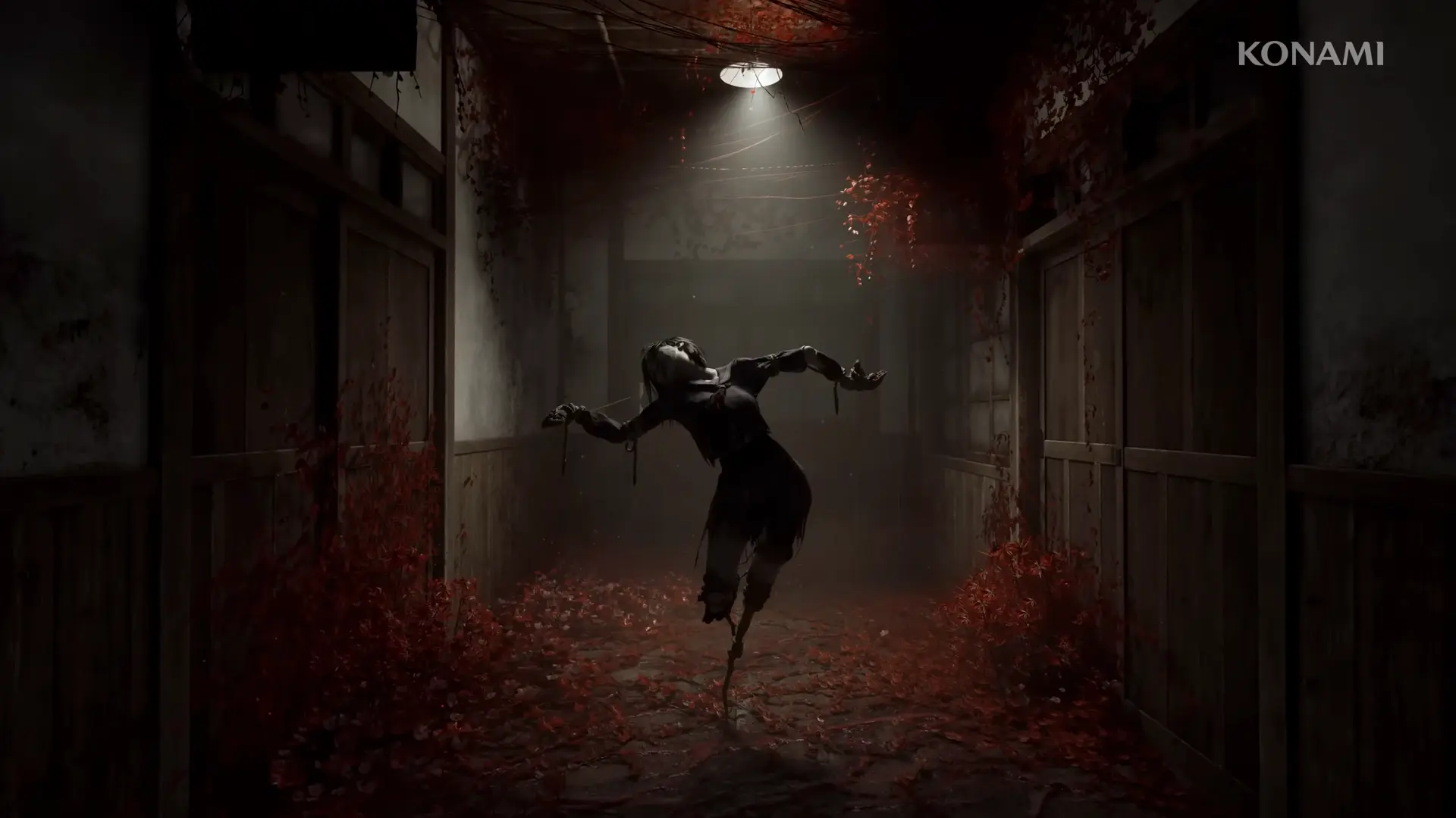 A terrifying encounter with a Kashimashi creature made of twisted limbs and red spider lilies in a dark corridor.